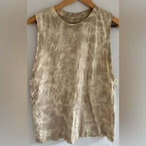 Lululemon muscle tank